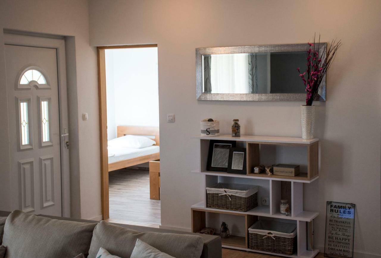 Apartman Sunset ราชานาส ภายนอก รูปภาพ